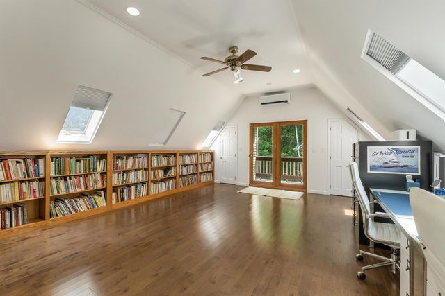 8 West Gate Drive, Bow, NH 03304