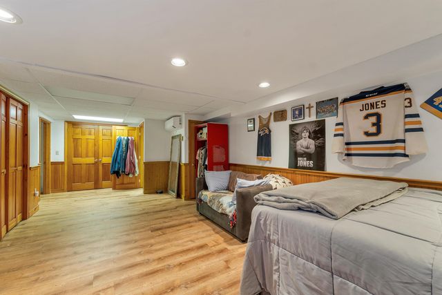 8 West Gate Drive, Bow, NH 03304