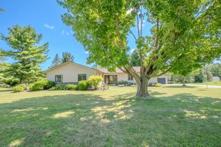 9845 James Drive, Saline City, MI 48176