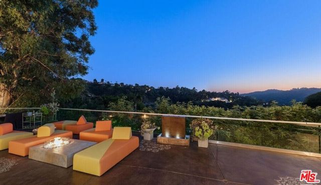 2766 Ellison Drive, Beverly Hills, CA 90210