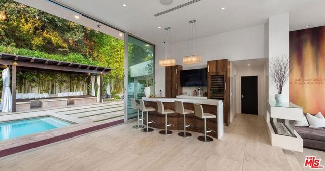 2766 Ellison Drive, Beverly Hills, CA 90210