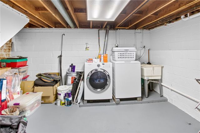 1445 Andrea Drive, Brunswick, OH 44212