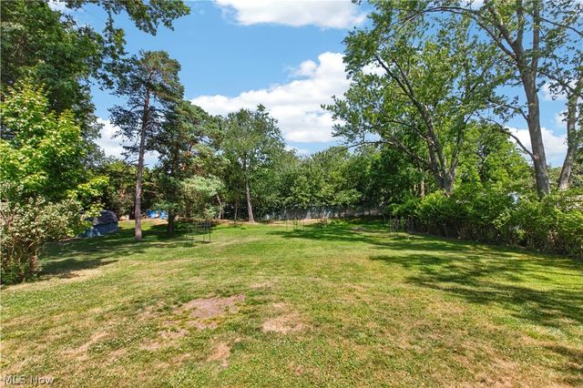 1445 Andrea Drive, Brunswick, OH 44212