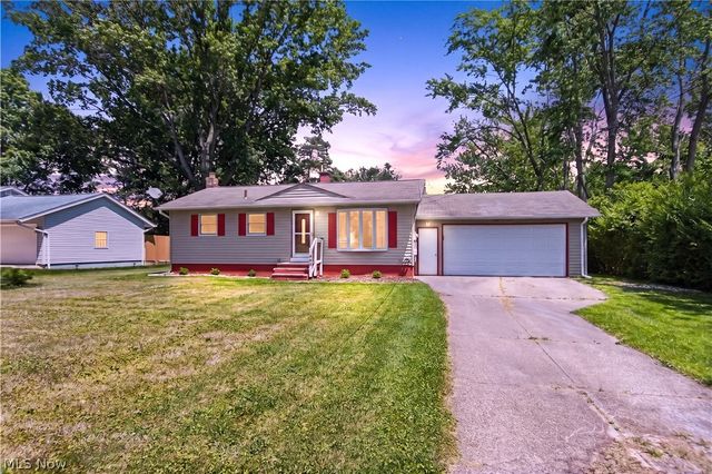 1445 Andrea Drive, Brunswick, OH 44212