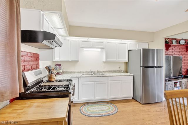 1445 Andrea Drive, Brunswick, OH 44212