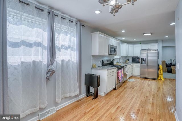 306 MACARTHUR DR, Dover, DE 19901