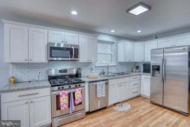 306 MACARTHUR DR, Dover, DE 19901