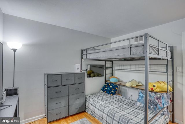 306 MACARTHUR DR, Dover, DE 19901