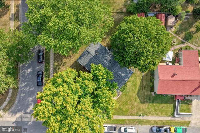 306 MACARTHUR DR, Dover, DE 19901