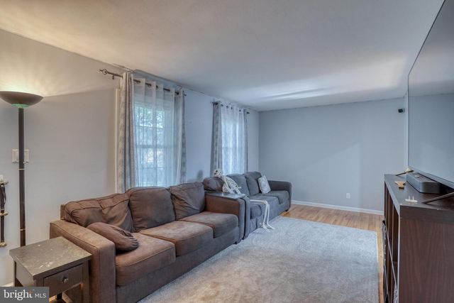 306 MACARTHUR DR, Dover, DE 19901