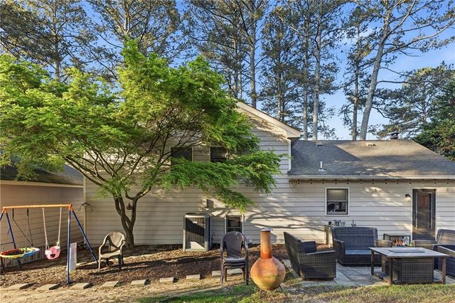 1682 Bennett Road, Grayson, GA 30017