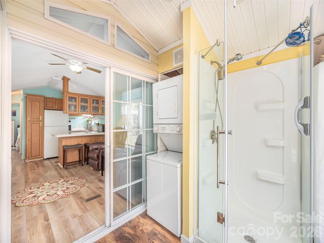 11 Valentine Drive, Maggie Valley, NC 28751