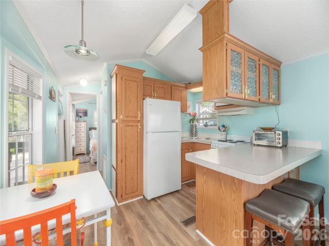 11 Valentine Drive, Maggie Valley, NC 28751