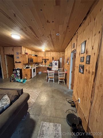 533 SW 2nd Street, Adair, OK 74330