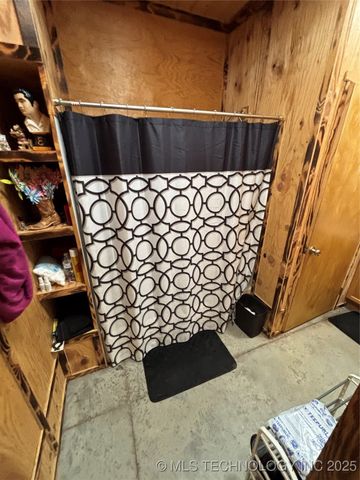 533 SW 2nd Street, Adair, OK 74330