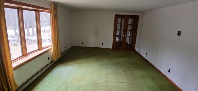 335 Chestnut Hill Road, Farmington, NH 03835