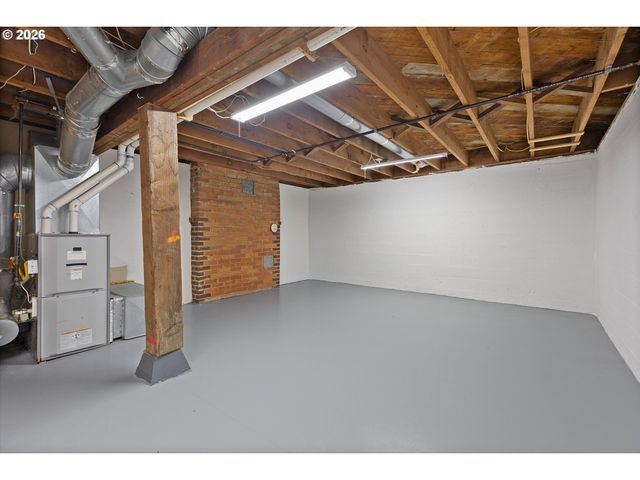 9710 Sw 52ND Ave, Portland, OR 97219