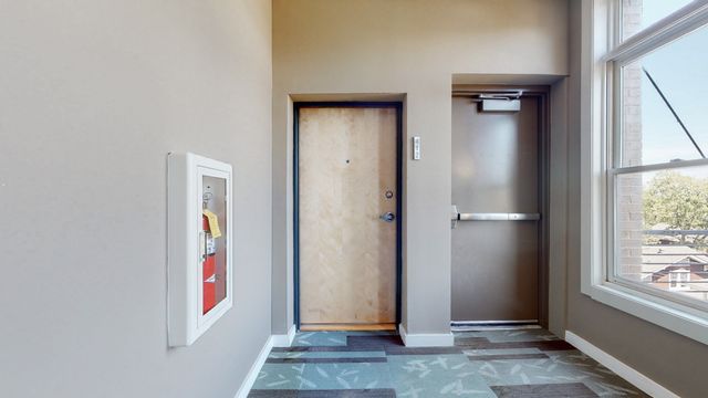 1706 18th Ave S Ste 412, Nashville, TN 37212