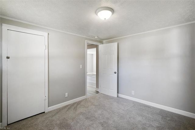211 Firby RD, Yorktown, VA 23693