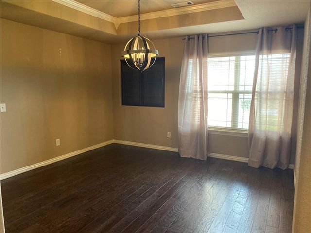 4490 W Wyoming Drive, Fayetteville, AR 72704