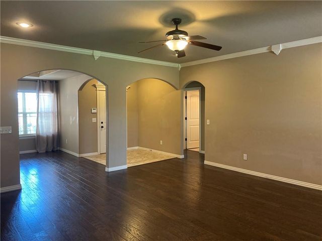 4490 W Wyoming Drive, Fayetteville, AR 72704