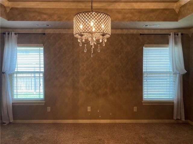 4490 W Wyoming Drive, Fayetteville, AR 72704