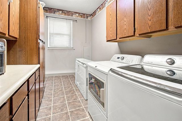 621 Manitou Road, Saint Joseph, MI 49085