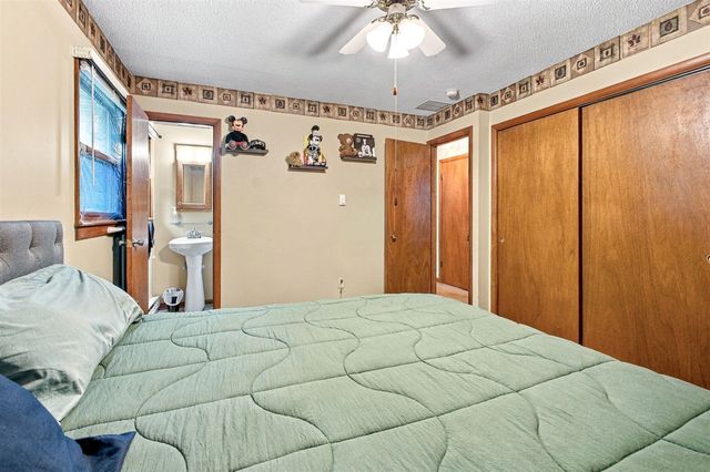 621 Manitou Road, Saint Joseph, MI 49085