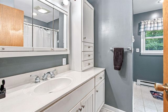 621 Manitou Road, Saint Joseph, MI 49085
