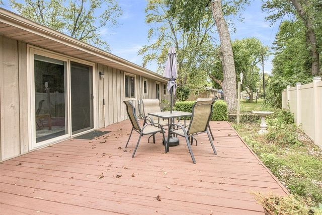 621 Manitou Road, Saint Joseph, MI 49085