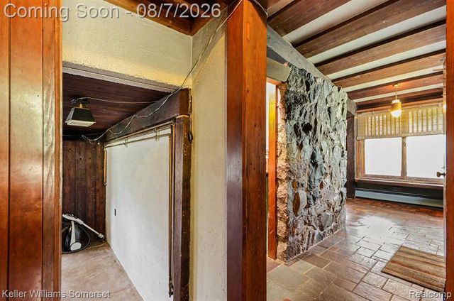 6920 Coolidge Highway, Troy, MI 48098