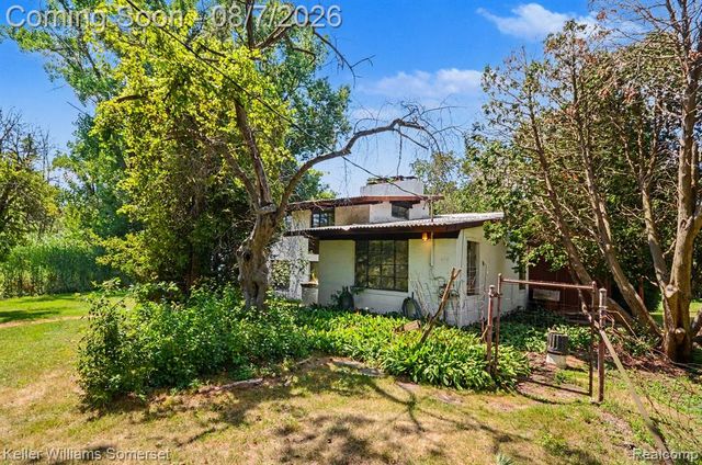 6920 Coolidge Highway, Troy, MI 48098