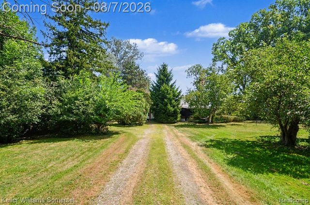 6920 Coolidge Highway, Troy, MI 48098