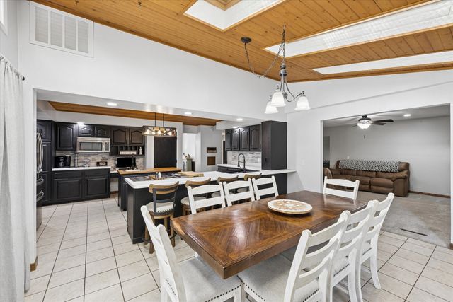 4429 Belle Avenue, Davenport, IA 52807
