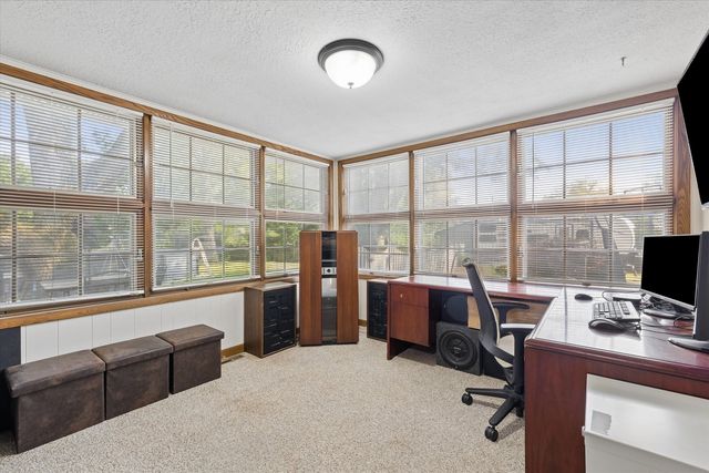 4429 Belle Avenue, Davenport, IA 52807