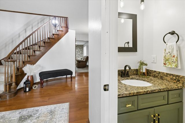 4429 Belle Avenue, Davenport, IA 52807