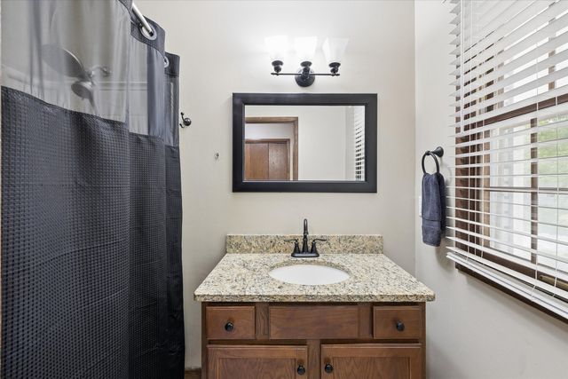 4429 Belle Avenue, Davenport, IA 52807