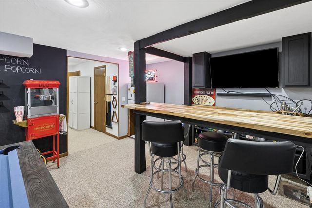 4429 Belle Avenue, Davenport, IA 52807
