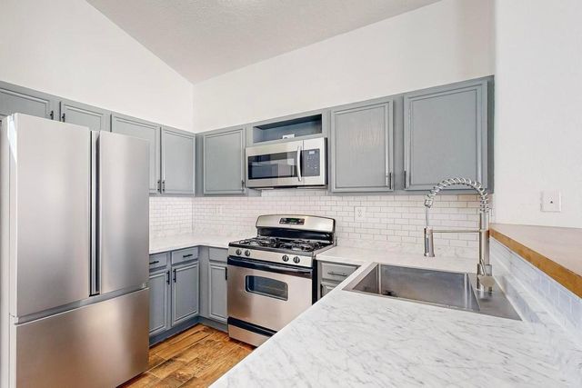 8320 Springcroft Road NW, Albuquerque, NM 87120