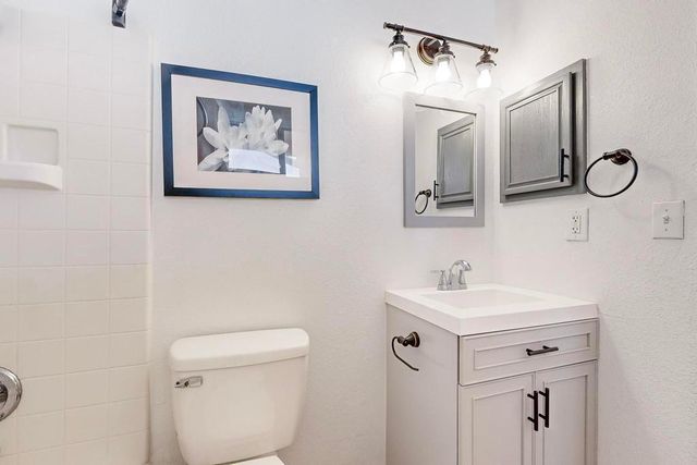 8320 Springcroft Road NW, Albuquerque, NM 87120