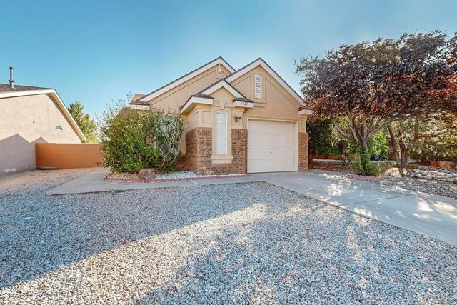 8320 Springcroft Road NW, Albuquerque, NM 87120