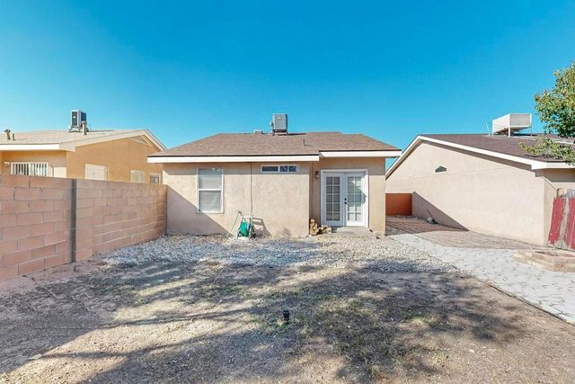 8320 Springcroft Road NW, Albuquerque, NM 87120