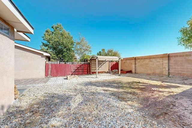 8320 Springcroft Road NW, Albuquerque, NM 87120