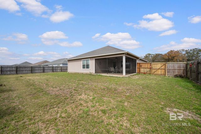 207 Lakefront Circle, Summerdale, AL 36580