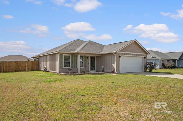 207 Lakefront Circle, Summerdale, AL 36580