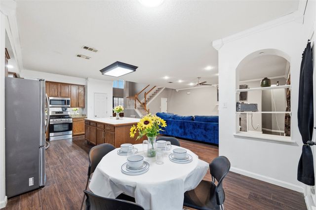 525 Magnolia Trail, Desoto, TX 75115