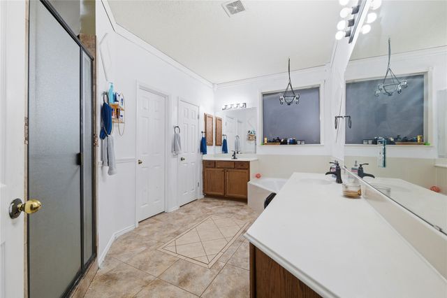 525 Magnolia Trail, Desoto, TX 75115