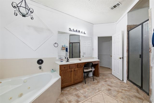 525 Magnolia Trail, Desoto, TX 75115