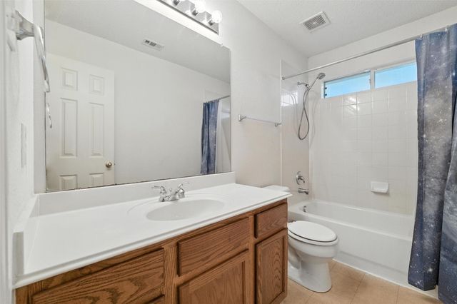 525 Magnolia Trail, Desoto, TX 75115