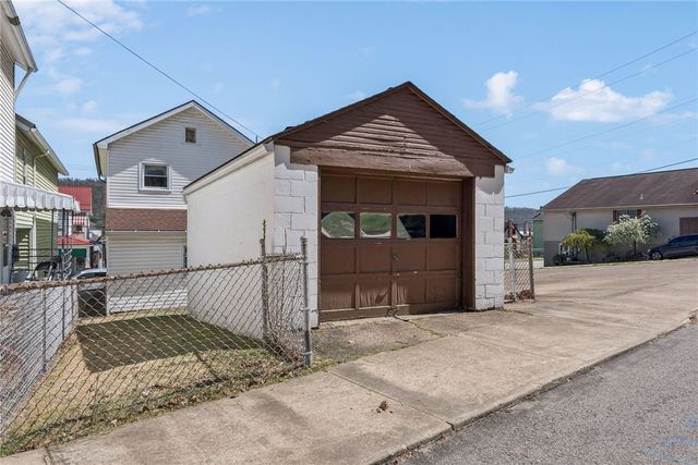 305 WASHINGTON AVE, Charleroi Boro, PA 15022